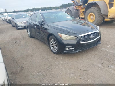 INFINITI Q50 2015
