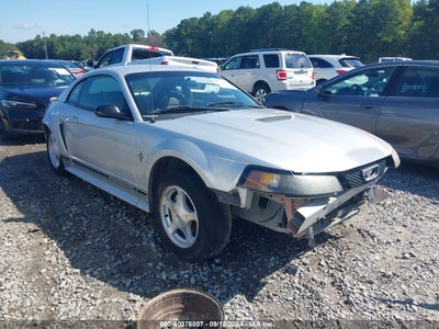 FORD MUSTANG 2001