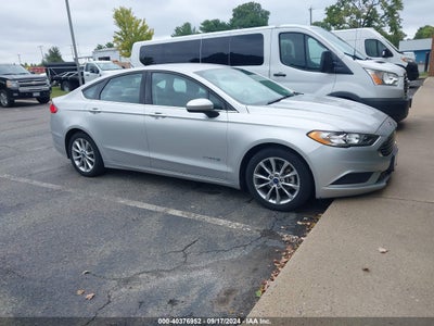 FORD FUSION HYBRID 2017