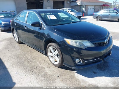TOYOTA CAMRY 2013