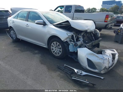 TOYOTA CAMRY 2012