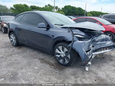TESLA MODEL Y 2023