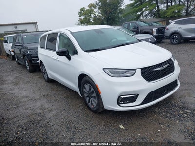 CHRYSLER PACIFICA HYBRID 2024