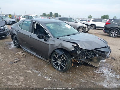 TOYOTA CAMRY 2020