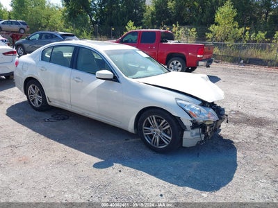 INFINITI G37 2011