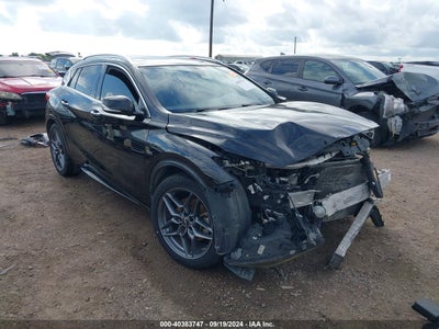 INFINITI QX30 2017