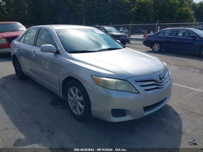 TOYOTA CAMRY 2011