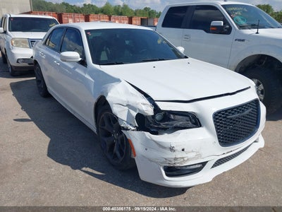 CHRYSLER 300 2022