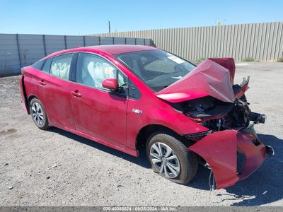 TOYOTA PRIUS PRIME 2017