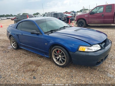 FORD MUSTANG 2000