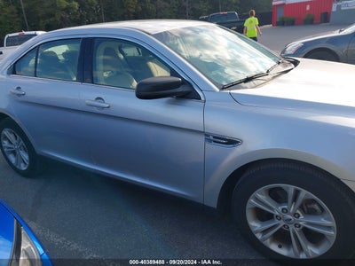 FORD TAURUS 2017