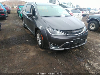 CHRYSLER PACIFICA 2019