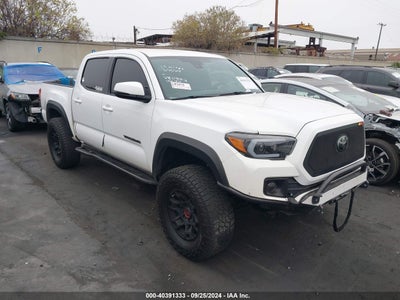 TOYOTA TACOMA 2018