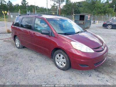 TOYOTA SIENNA 2009
