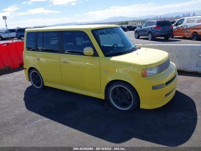 SCION XB 2005