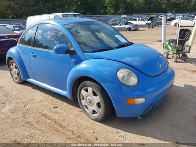 VOLKSWAGEN NEW BEETLE 2001