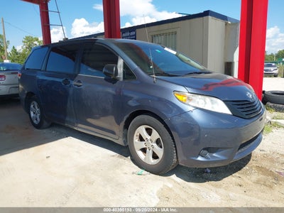 TOYOTA SIENNA 2014