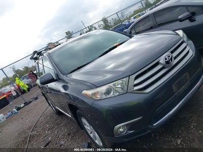 TOYOTA HIGHLANDER 2013