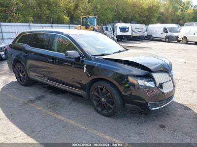 LINCOLN MKT 2011