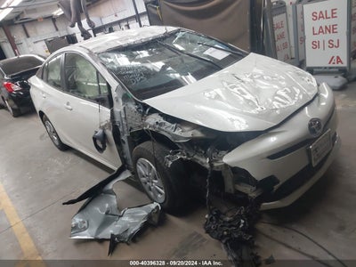 TOYOTA PRIUS 2016