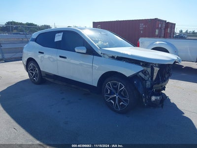 BMW IX 2025