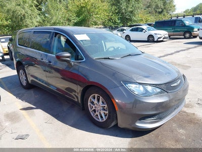 CHRYSLER VOYAGER 2023