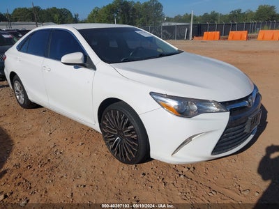 TOYOTA CAMRY 2016