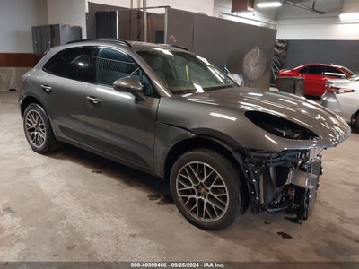 PORSCHE MACAN 2016