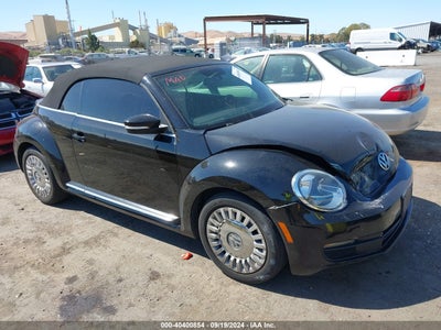 VOLKSWAGEN BEETLE 2013
