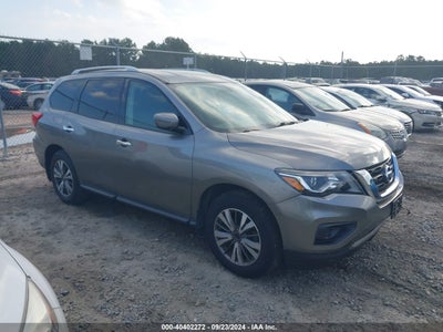 NISSAN PATHFINDER 2017
