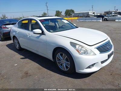 INFINITI G37 2013