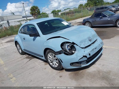 VOLKSWAGEN BEETLE 2015