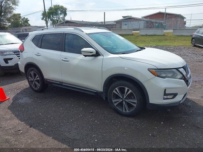 NISSAN ROGUE 2017