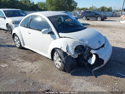 VOLKSWAGEN NEW BEETLE 2009