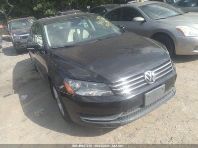 VOLKSWAGEN PASSAT 2013