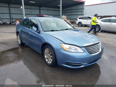 CHRYSLER 200 2011