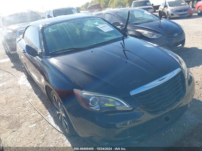 CHRYSLER 200 2012