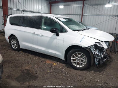 CHRYSLER PACIFICA 2024