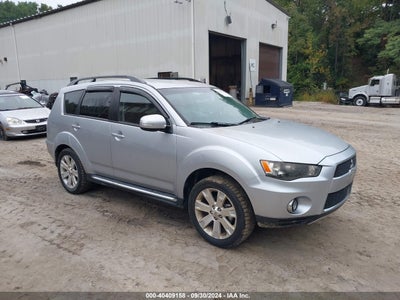 MITSUBISHI OUTLANDER 2011