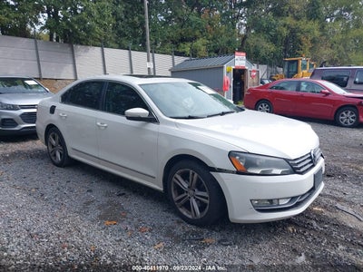 VOLKSWAGEN PASSAT 2013