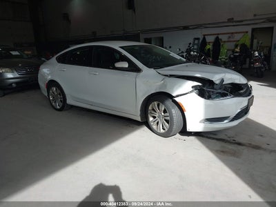 CHRYSLER 200 2015