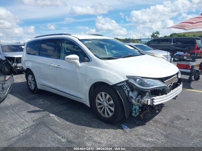CHRYSLER PACIFICA 2019