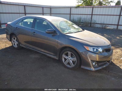 TOYOTA CAMRY 2014