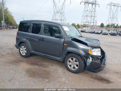 HONDA ELEMENT 2011