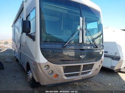 WORKHORSE COMMERCIAL CHAS 2005
