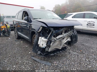 MITSUBISHI OUTLANDER 2016