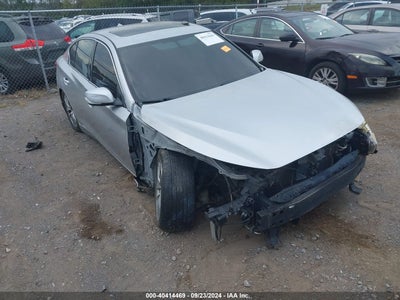 INFINITI Q50 2014