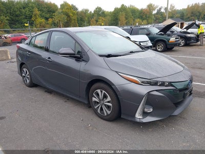 TOYOTA PRIUS PRIME 2017