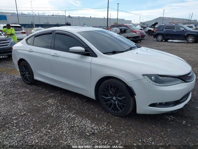 CHRYSLER 200 2015