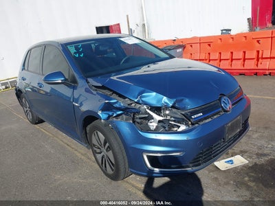 VOLKSWAGEN E-GOLF 2016